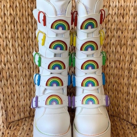 Meet your Posher, Lane - Picture 1 of 1